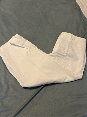 Women’s White Chino Pants - Classic Tailored Fit